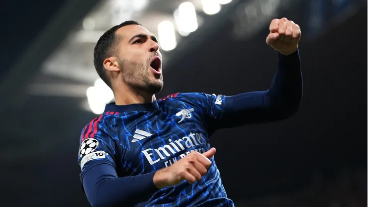 Mikel Merino marcou dois gols na vitória do Arsenal fora de casa
