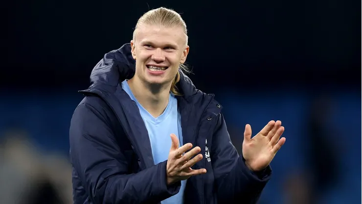 Haaland, do Manchester City, está animado com a possibilidade de assinar com o Real Madrid. (Foto: Carl Recine/Getty Images)