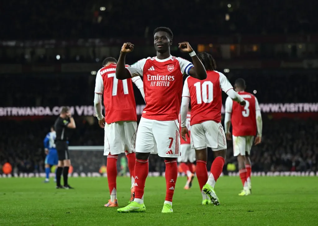 LONDON, ENGLAND – OCTOBER 29: Bukayo Saka of Arsenal celebrates scoring his team’s second goal during the Carabao Cup Fourth Round match between Arsenal and Brighton &amp; Hove Albion at Emirates Stadium on October 29, 2025 in London, England. (Photo by Shaun Botterill/Getty Images)
