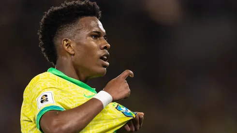 Estêvão, atacante do Chelsea e Seleção Brasileira. Jornalista Ricardinho acredita que ele tem que ser o Cara da Seleção (Foto: Ruano Carneiro/Getty Images)