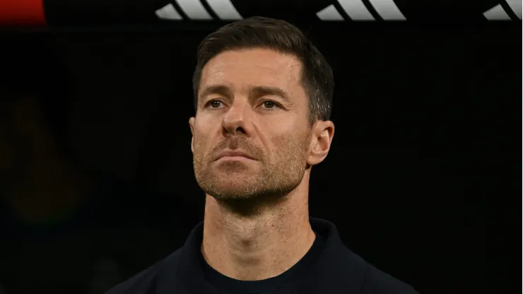 Xabi Alonso expõe Arnold em Anfield e começa a perder o vestiário do Real Madrid após polêmica. (Foto: Denis Doyle/Getty Images)