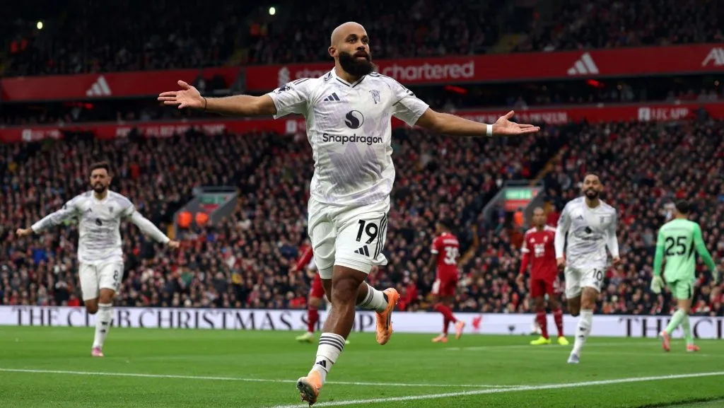 Mbeumo comemora gol durante partida da Premier League. Foto: Michael Regan/Getty Images