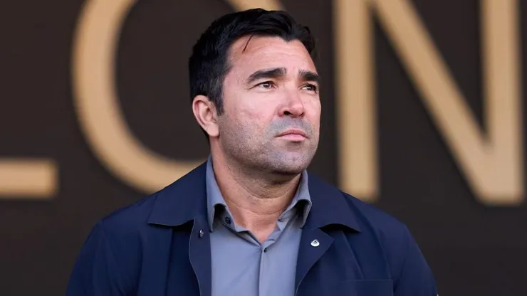 Deco, diretor esportivo do Barcelona, comentou que na janela de transferências de janeiro é muito difícil encontrar um jogador para contratar. (Foto: Alex Caparros/Getty Images)