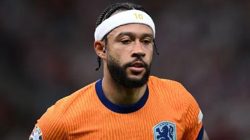 Memphis Depay em ação com a Holanda