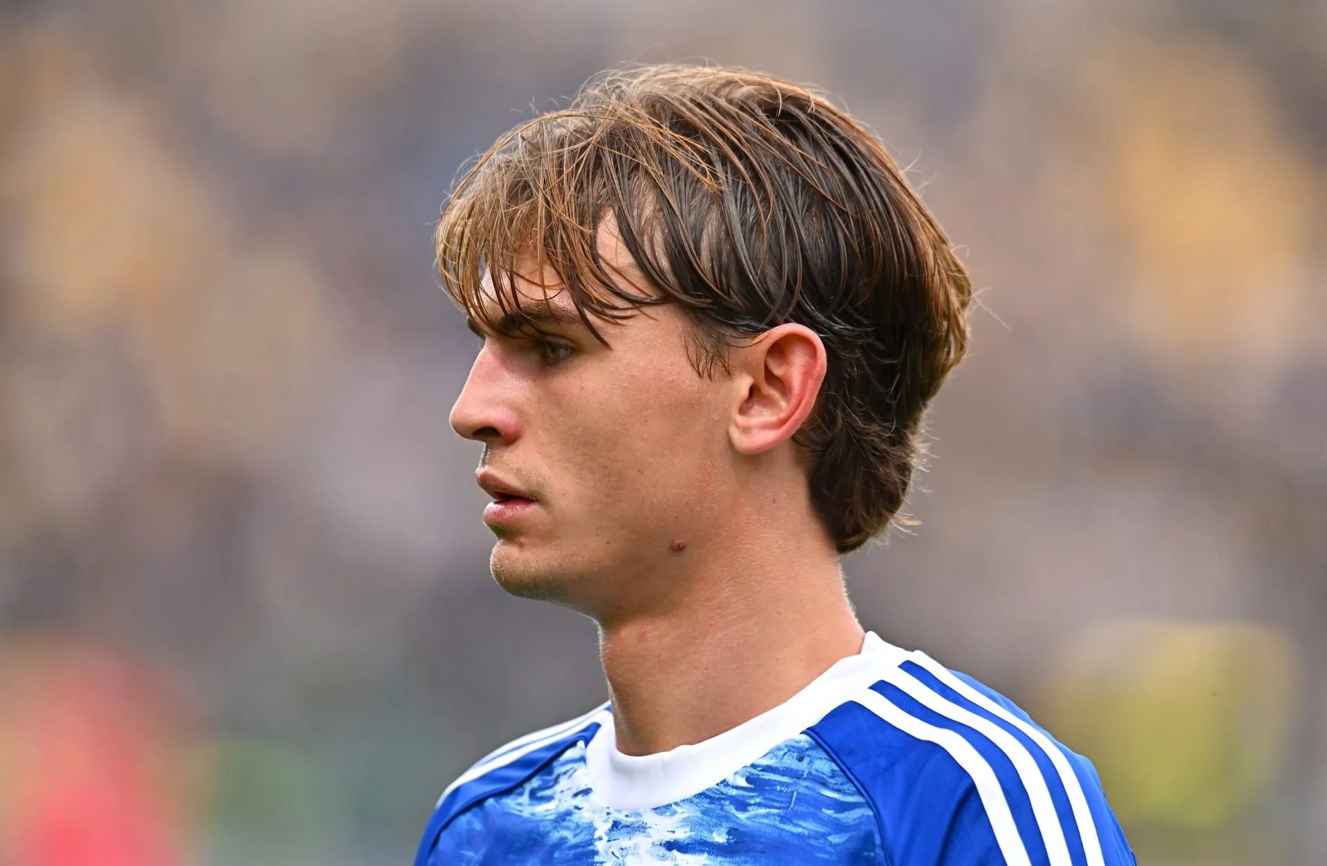 Nico Paz em campo pelo Como