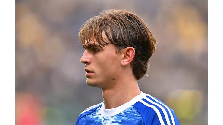 Real Madrid acompanha de perto Nico Paz e Jacobo Ramón, emprestados ao Como, e Xabi Alonso se encanta com a evolução das joias. (Photo by Alessandro Sabattini/Getty Images)