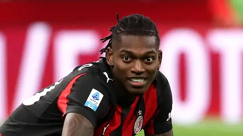 Rafael Leão pelo Milam. Foto: Marco Luzzani/Getty Images