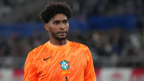 Hugo Souza foi cortado da Seleção Brasileira