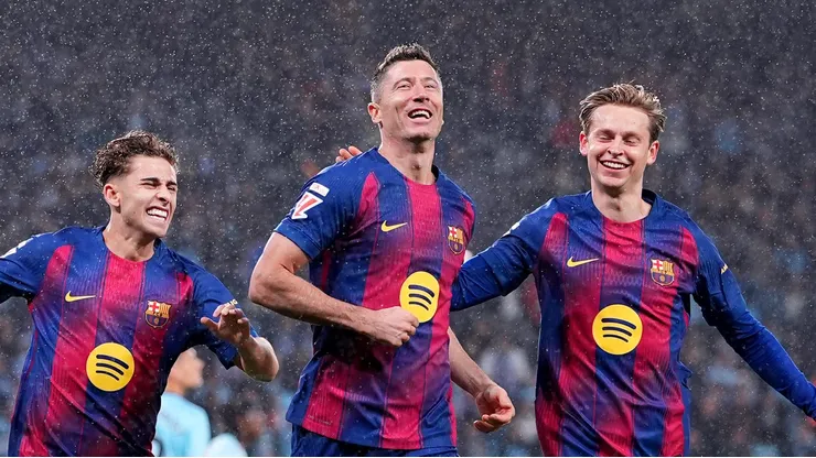 Barcelona vence Celta de Vigo em LaLiga com hat-trick de Lewandowski. (Photo by Jose Manuel Alvarez Rey/Getty Images)