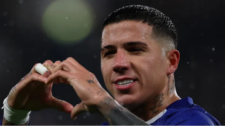 Enzo Fernández pelo Chelsea. Foto: Justin Setterfield/Getty Images
