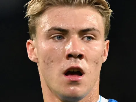 Hojlund se sente jogador do Napoli mesmo tendo contrato com Manchester United