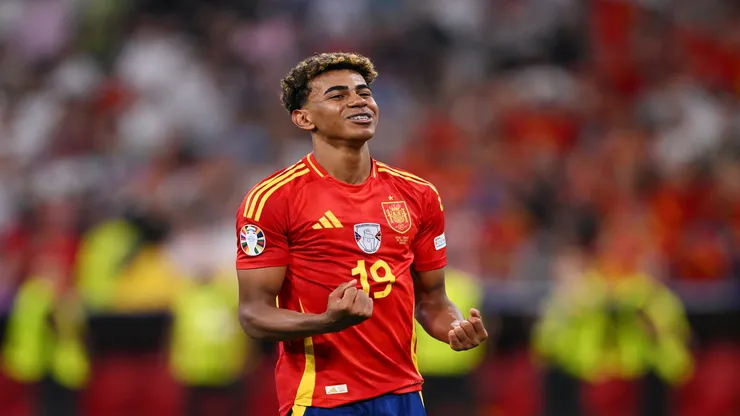 Lamine Yamal, do Barcelona, em partida da Seleção Espanhola pela Eurocopa 2024 contra o França - Stu Forster/Getty Images