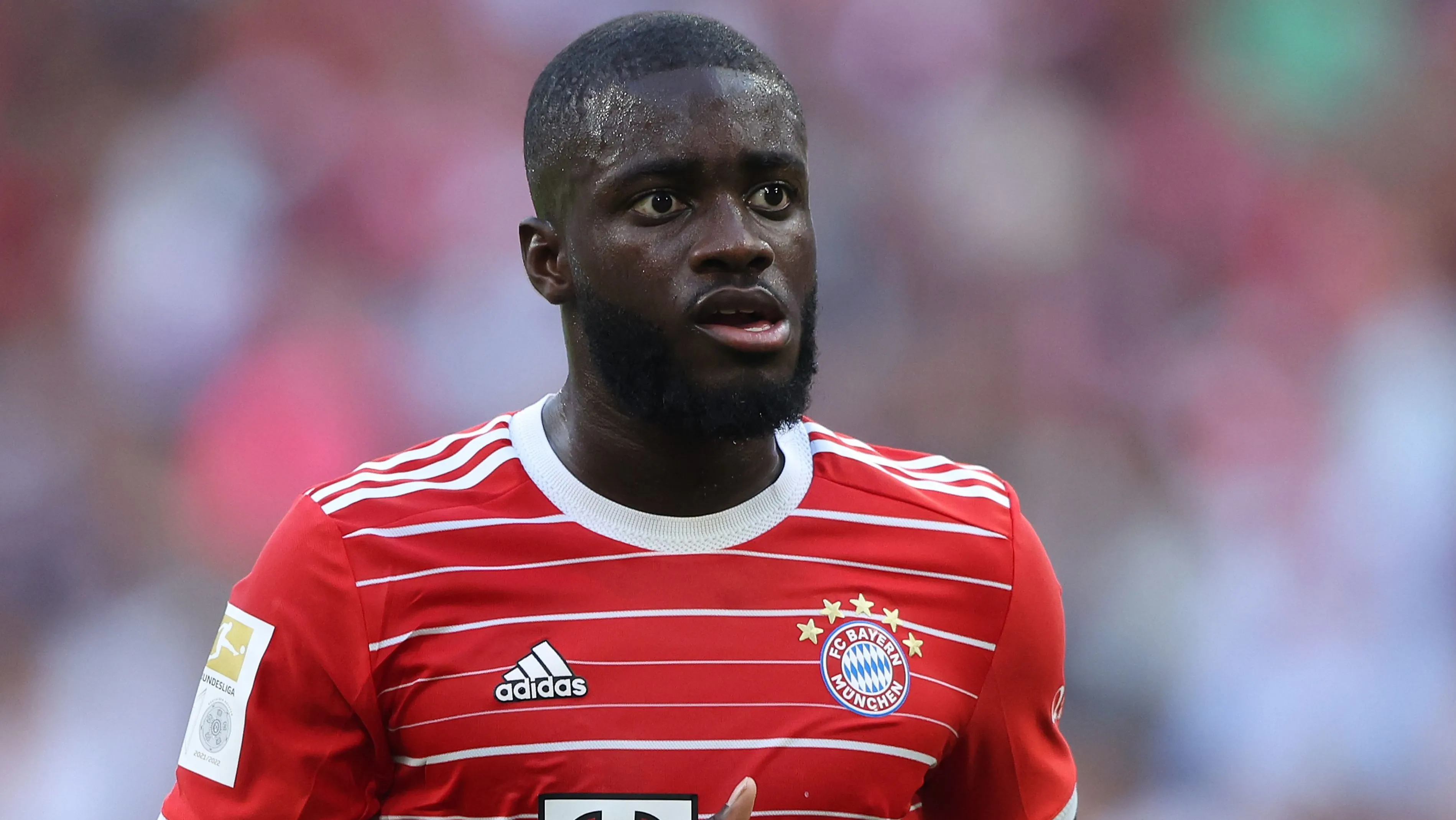 Dayot Upamecano, do Bayern de Munique, em campo