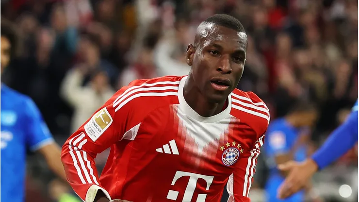 Nicolas Jackson não permancerá no Bayern em 2026. (Photo by Alexander Hassenstein/Getty Images)