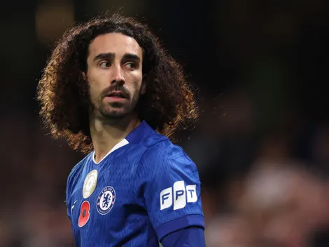 Cucurella elogia e orienta Lamine Yamal, promessa do Barcelona