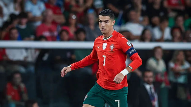 Cristiano Ronaldo em ação por Portugal.