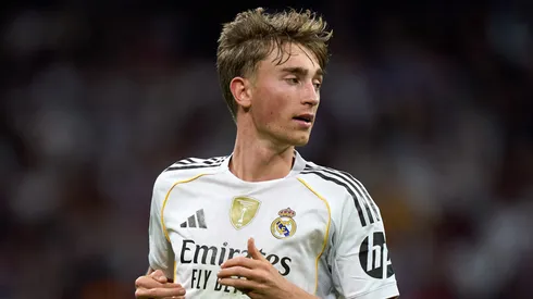 Zagueiro do Real Madrid, Dean Huijsen, saiu em defesa de Vini Jr e Lamine Yamal após confusão contra o Barcelona. (Foto: Angel Martinez/Getty Images)