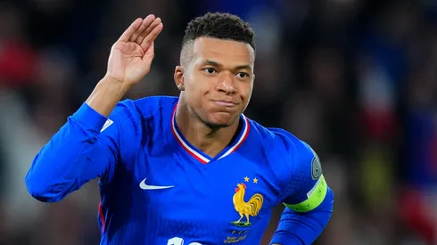 Mbappé decide e França goleia a Ucrânia para se classificar rumo à Copa do Mundo. (Foto: Franco Arland/Getty Images)
