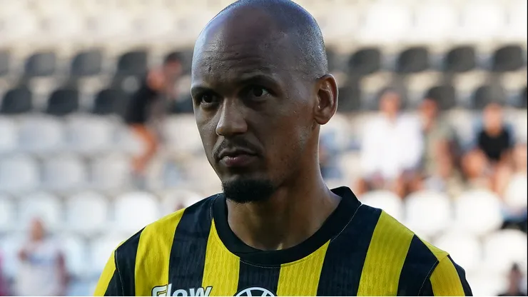 Fabinho é meio-campista do Al-Ittihad (Foto: Gualter Fatia/Getty Images)