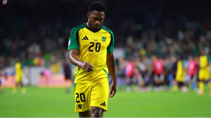 Renaldo Cephas em empate da Jamaica contra Curaçao. Foto: Hector Vivas