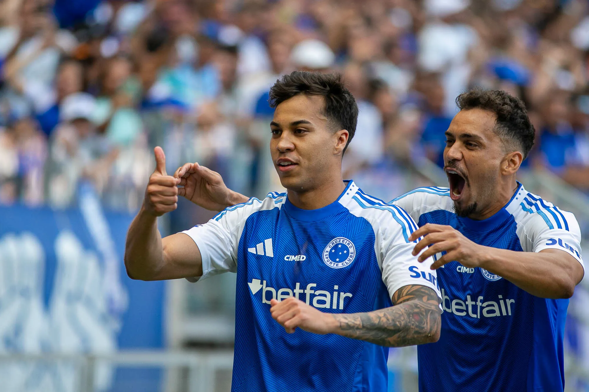 Kaio Jorge, atacante do Cruzeiro, é alvo do West Ham. Foto: Fernando Moreno/AGIF