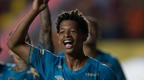 Zé Lucas volta ao radar do Barcelona. Foto: Foto: Marlon Costa/AGIF