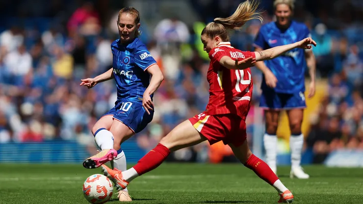 Chelsea entra na partida precisando vencer e torcer contra o Manchester City para voltar para a liderança da WSL - Foto: Tom Dulat/Getty Images