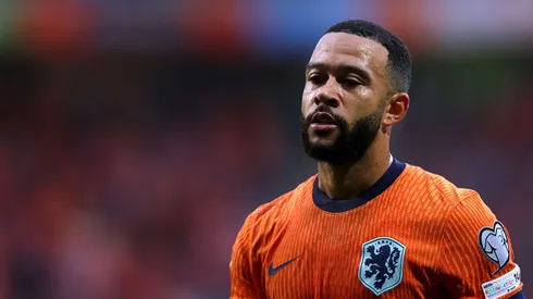 Memphis Depay em ação pela Seleção Holandesa.