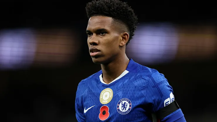 Estêvão em ação pelo Chelsea.