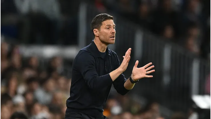 Real Madrid liga alerta após Huijsen sentir lesão pela seleção da Espanha. (Photo by Denis Doyle/Getty Images)