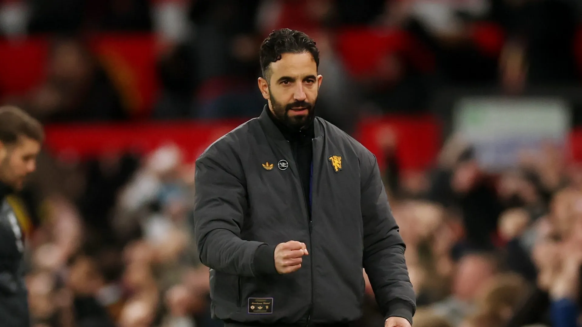 Ruben Amorim à beira do campo pelo Manchester United