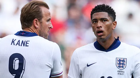 Com Harry Kane e Bellingham, Inglaterra deve ir com força máxima para enfrentar a Albânia de Sylvinho. (Foto: Judit Cartiel/Getty Images)