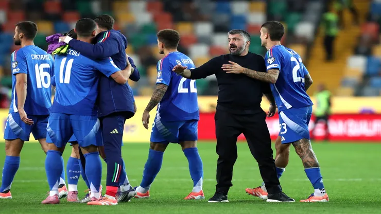 Jogadores da Itália comemoram vitória contra Israel - Marco Luzzani/Getty Images