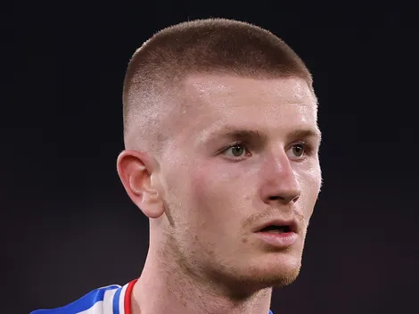 Liverpool inicia conversas com Crystal Palace por Adam Wharton