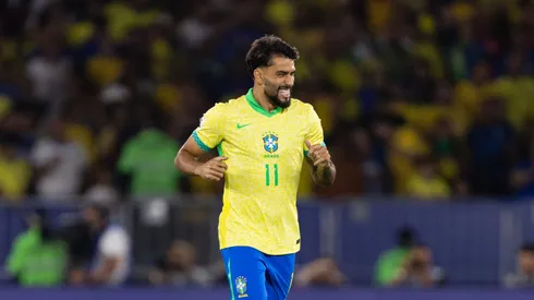 Lucas Paquetá em ação com a Seleção Brasileira (Ruano Carneiro/Getty Images)