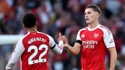 Arsenal decide emprestar o jovem atacante Ethan Nwaneri em janeiro. (Photo by Julian Finney/Getty Images)