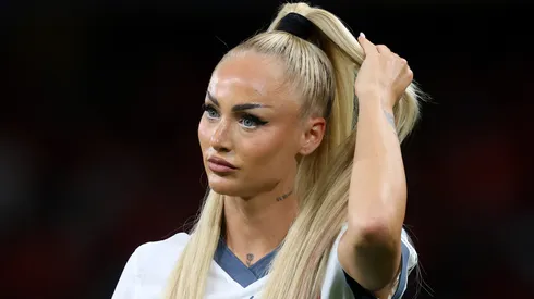 Jogadora do Como manda recado inusitado aos assaltantes nas redes sociais - Foto: Alexander Hassenstein/Getty Images