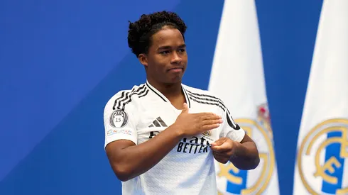 Endrick é apresentado para a torcida do Real Madrid. (Foto: Angel Martinez/Getty Images)