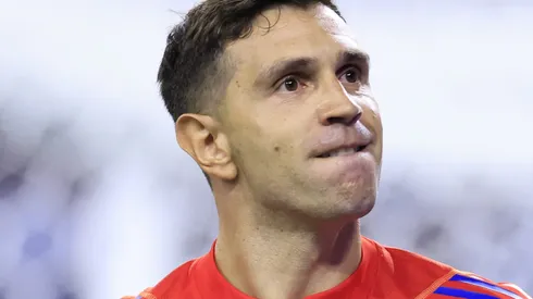 Especulado no Manchester United, Dibu Martínez se torna a prioridade do Tottenham para 2026 (Foto: Buda Mendes/Getty Images)