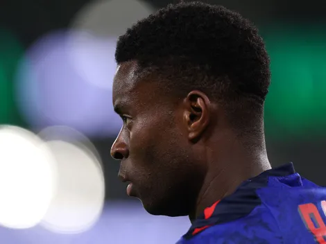 Torcida do Liverpool pressiona por Marc Guehi