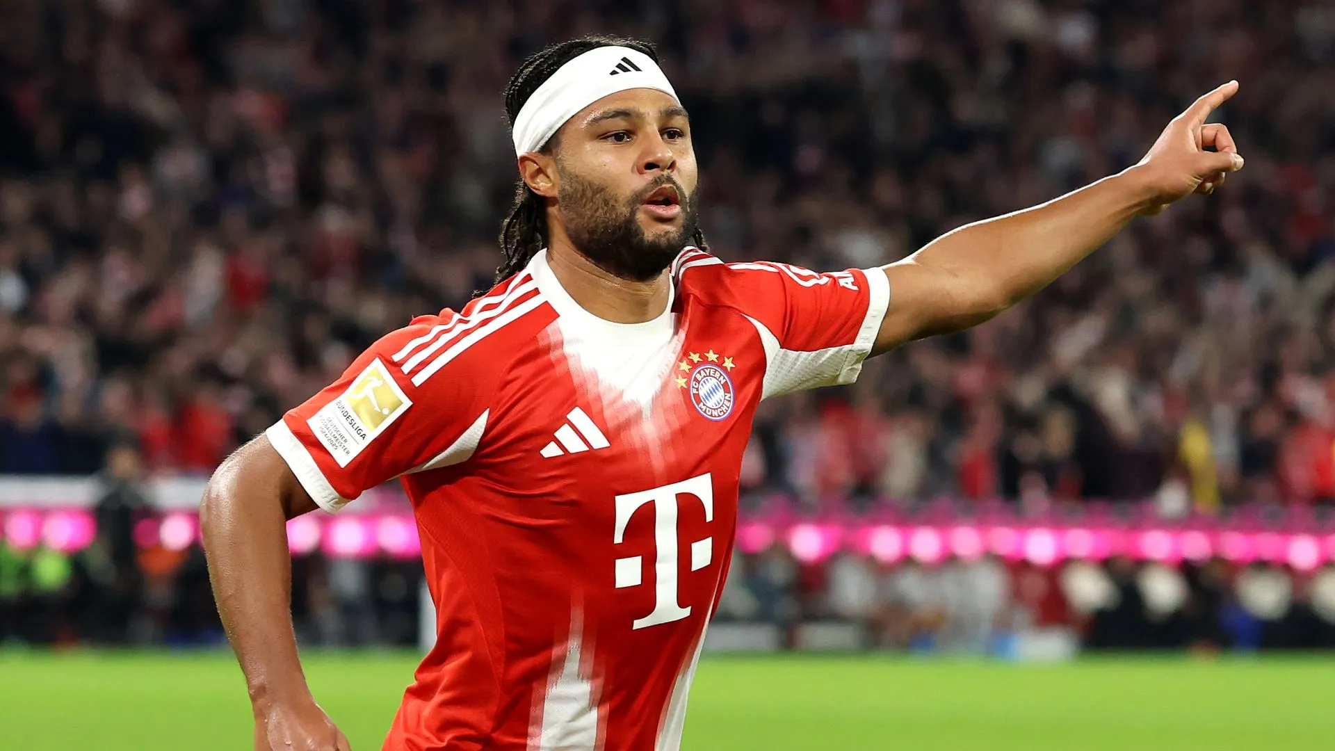 Gnabry pode ser poupado da partida contra o Freiburg (foto: Alexander Hassenstein/Getty Images)