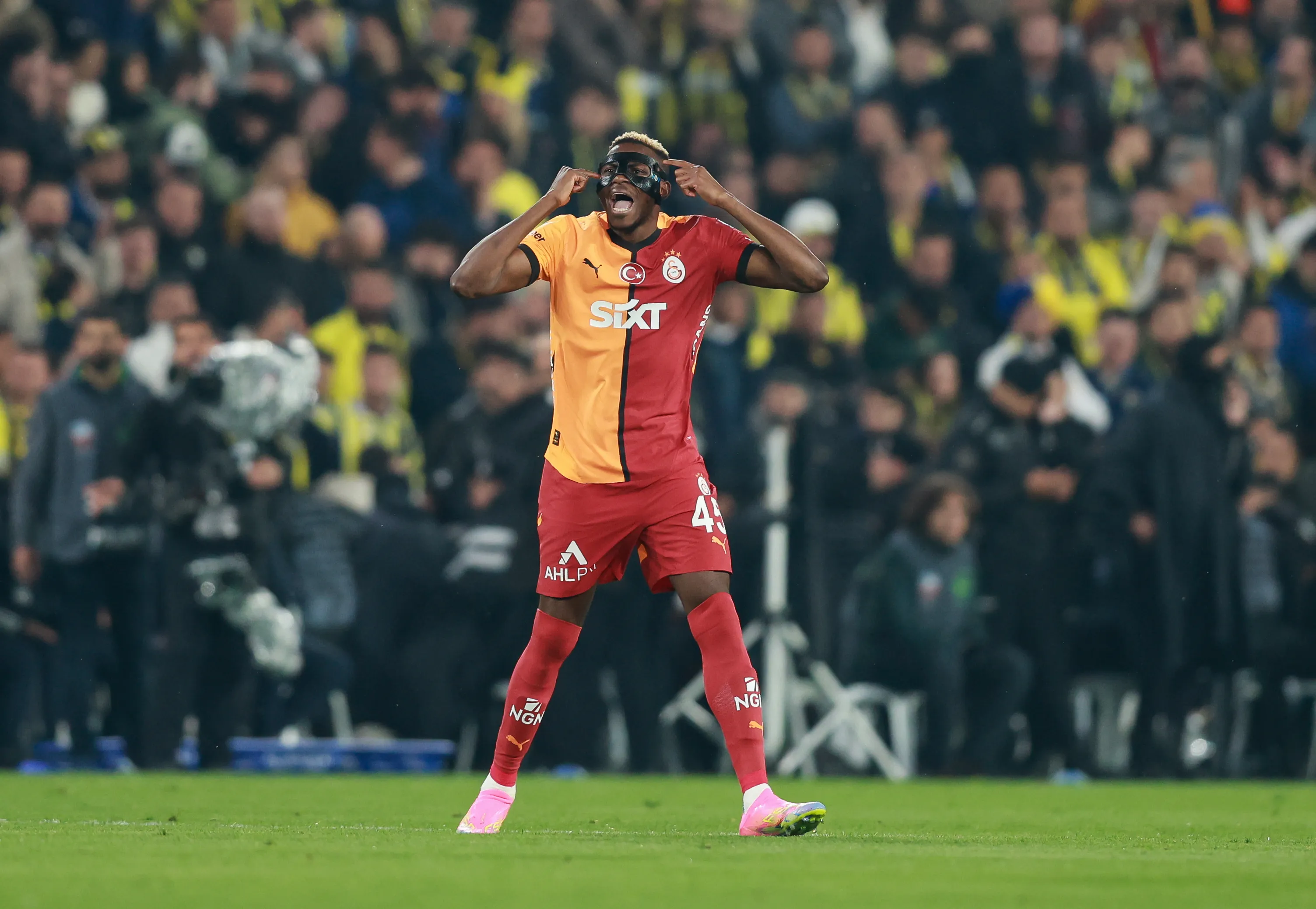 Osimhen vive grande fase. Foto: Ahmad Mora/Getty Images