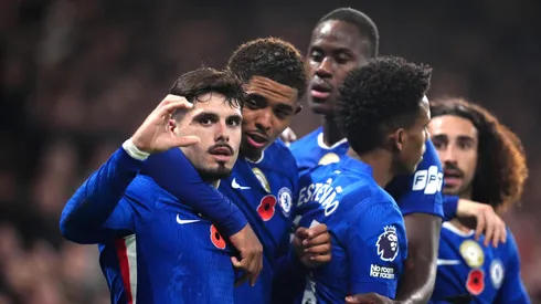 Pedro Neto comemora seu gol contra o Wolves: Blues venceram por 3 a 0