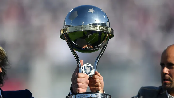 Campeão da Sul-Americana desembolsa R$ 36,9 milhões. Foto: Marcelo Endelli/Getty Images