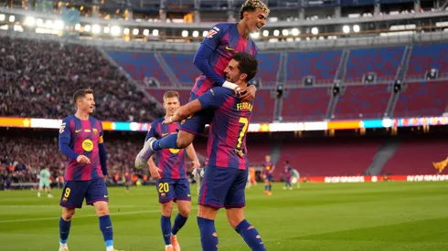 Barcelona venceu no retorno ao Camp Nou e alcançou o Real Madrid