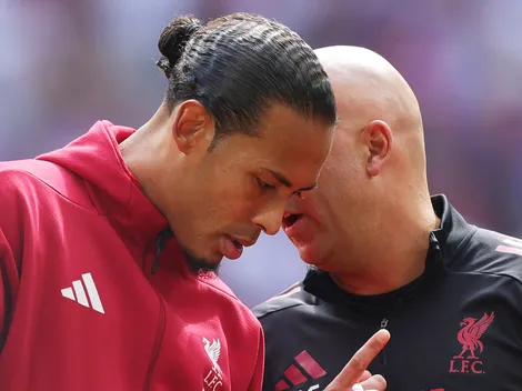 Van Dijk não culpa Arne Slot