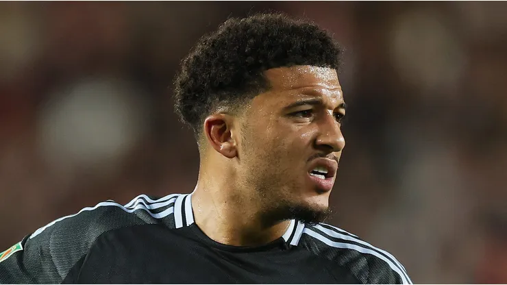 Manchester United pode ver Sancho reduzir salário para fechar com Dortmund. (Photo by Eddie Keogh/Getty Images)