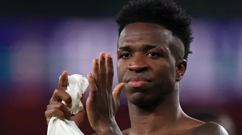 Equipe de Vinicius Jr pede salário de R$ 186 milhões. Foto: Ryan Pierse/Getty Images