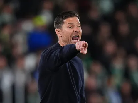 Xabi tem cargo ameaçado no Real Madrid após insatisfação dos jogadores