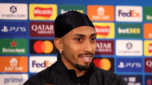 Raphinha fez projeção sobre Yamal e Estêvão (Foto: Andrew Redington/Getty Images)